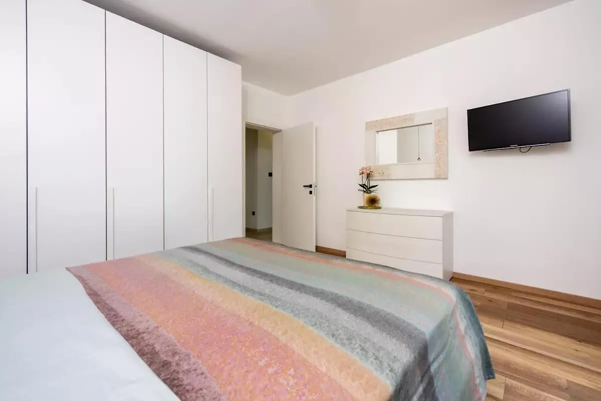 Apartment In Crikvenica 45025